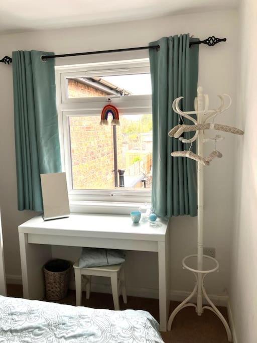 Our Beautifully Renovated Home Chichester Bagian luar foto