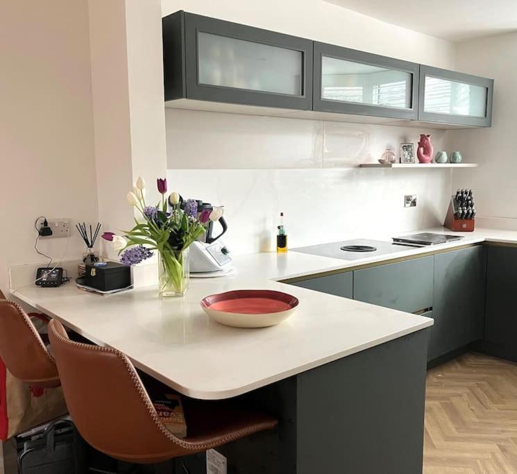 Our Beautifully Renovated Home Chichester Bagian luar foto